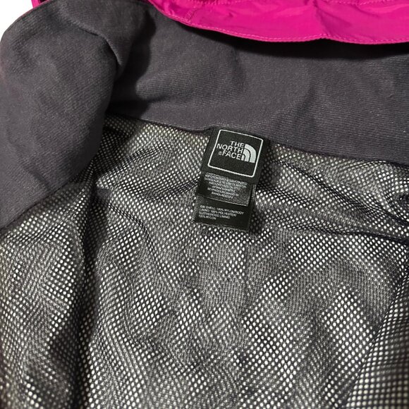 The North Face Women's Magenta Pink Rain Jacket Size XL - Picture 7 of 10